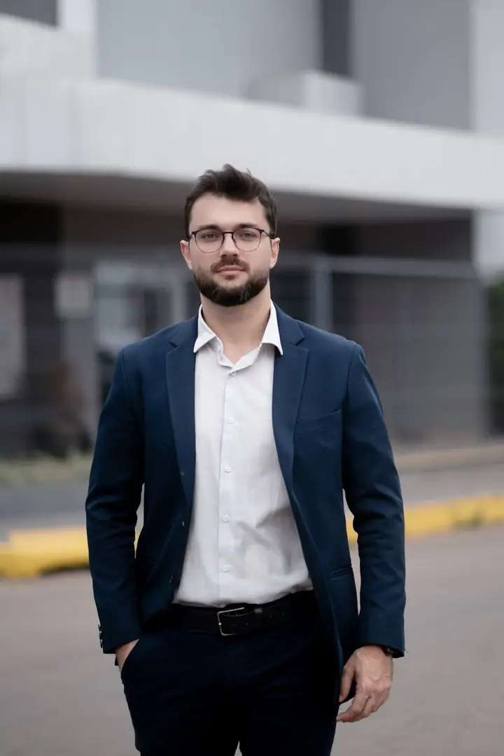 Wagner Júnior, corretor de seguros
